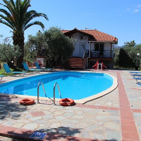Villa Iatrou Потос Екстериор снимка
