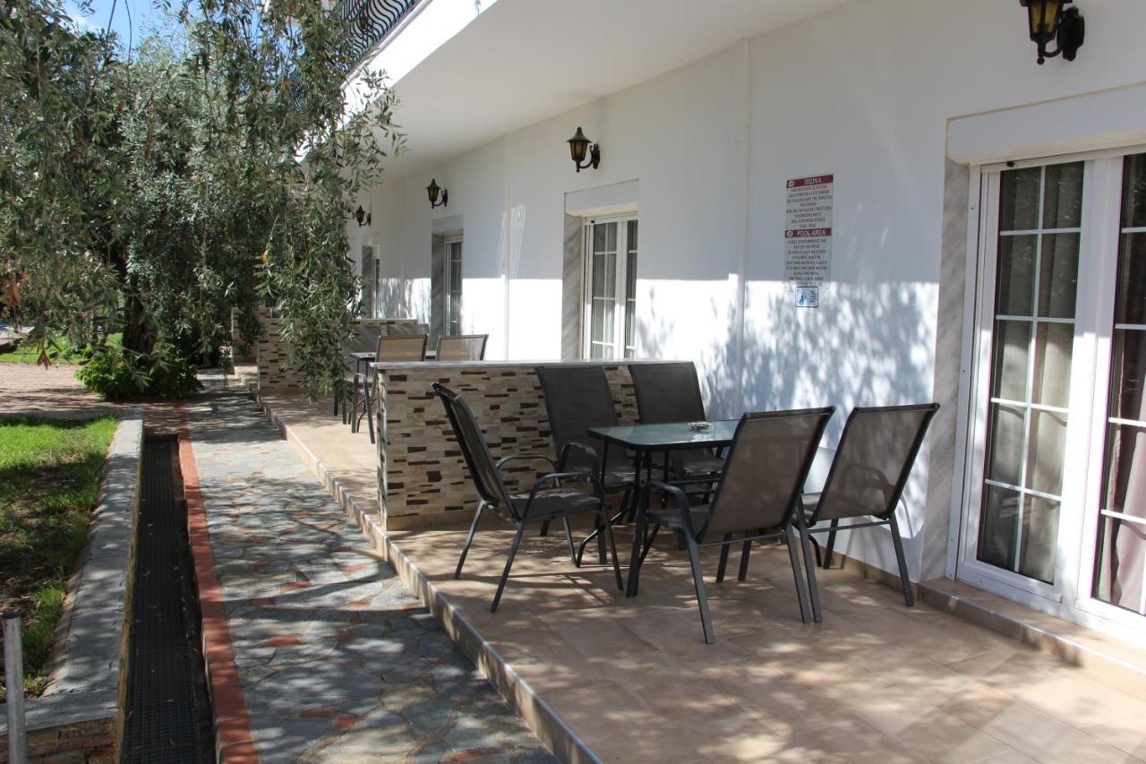 Villa Iatrou Потос Екстериор снимка